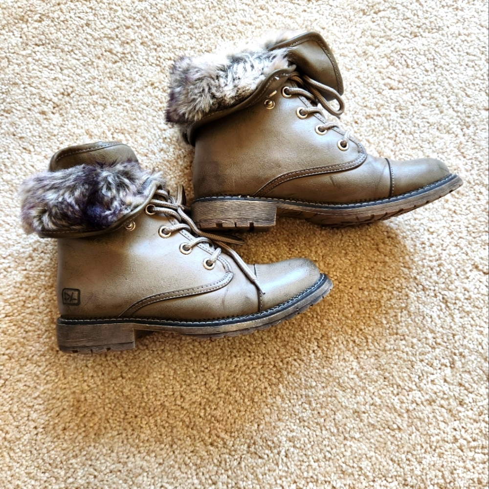 Ankle boots